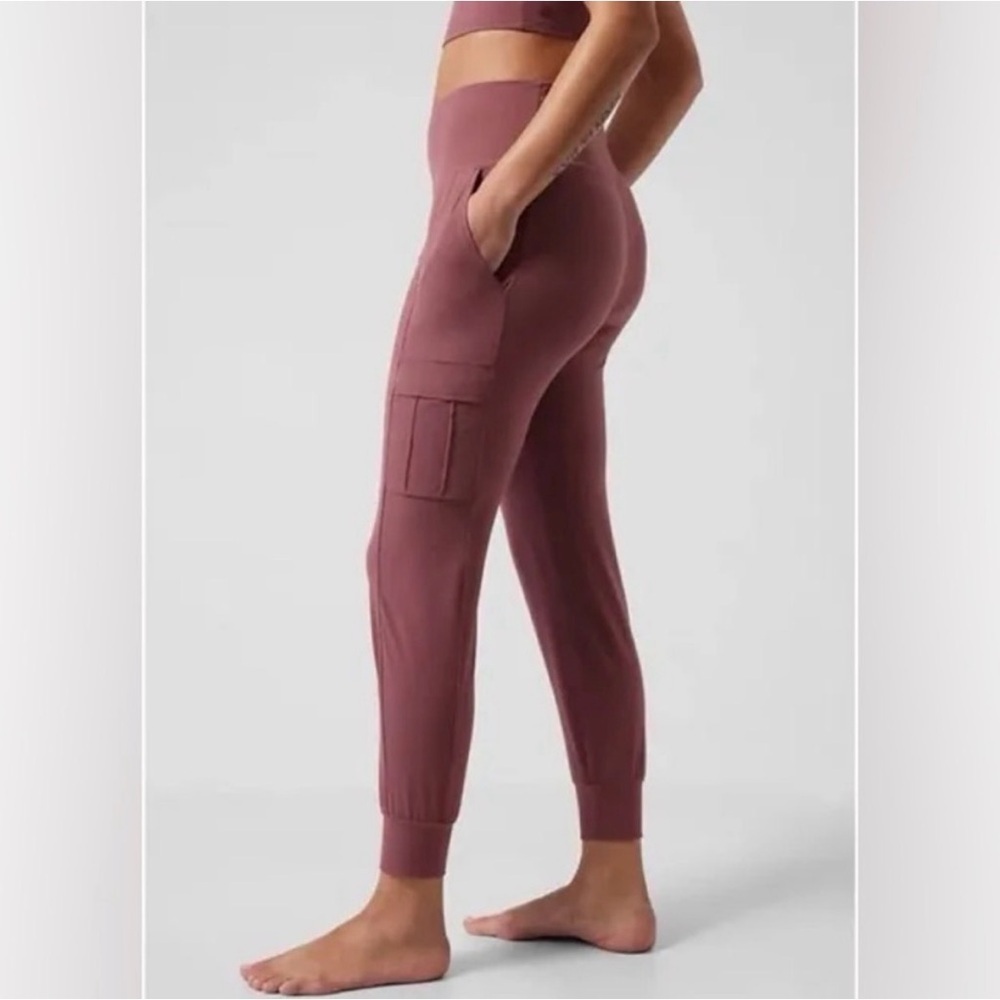 Athleta Salutation Cargo Jogger Mauve Pink Size XS